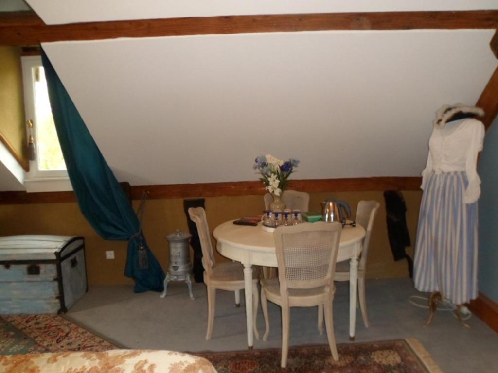 Les Chambres de Pontfol - Chambres d'hôtes - Guest house Victot-Pontfol Extérieur photo
